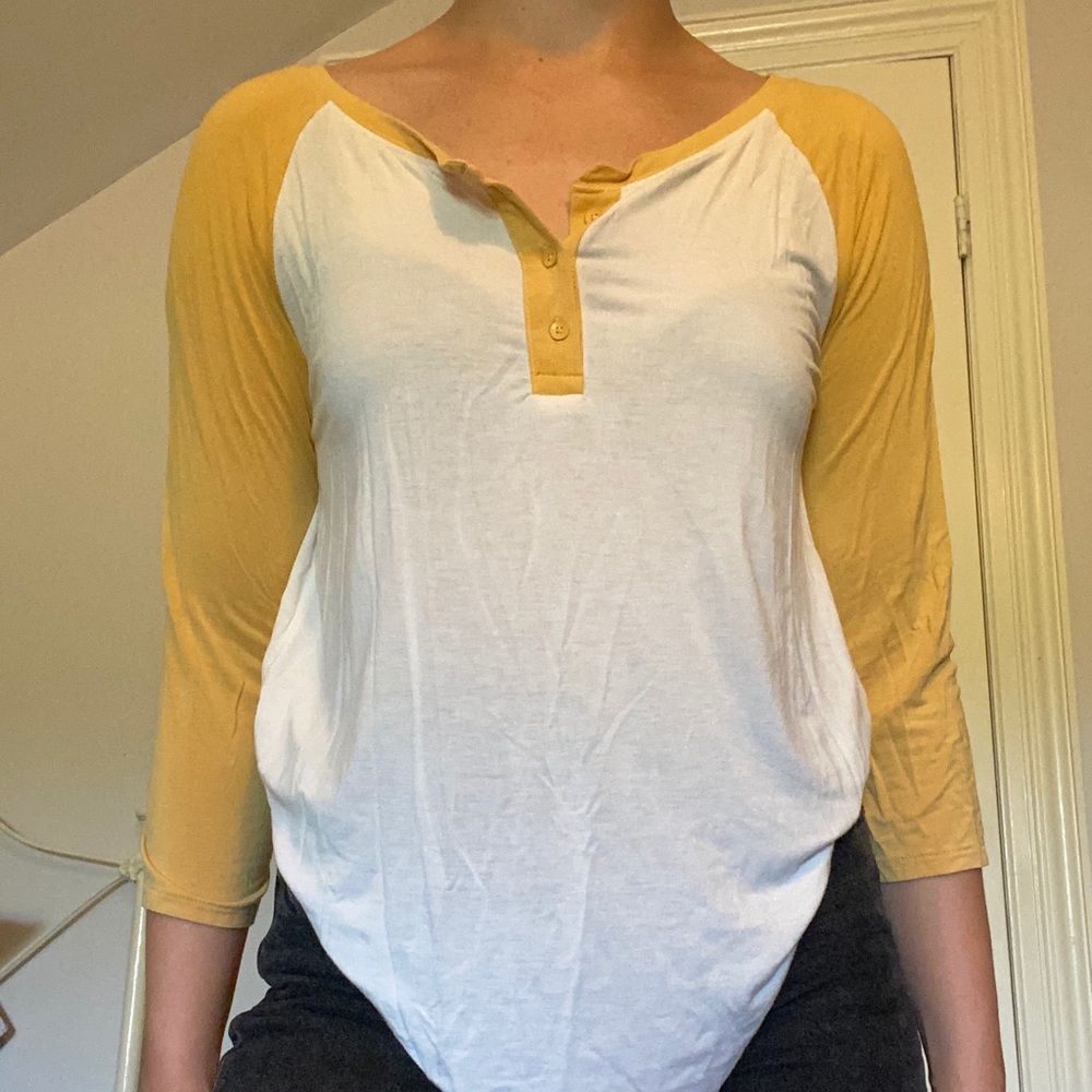 Baseball tee